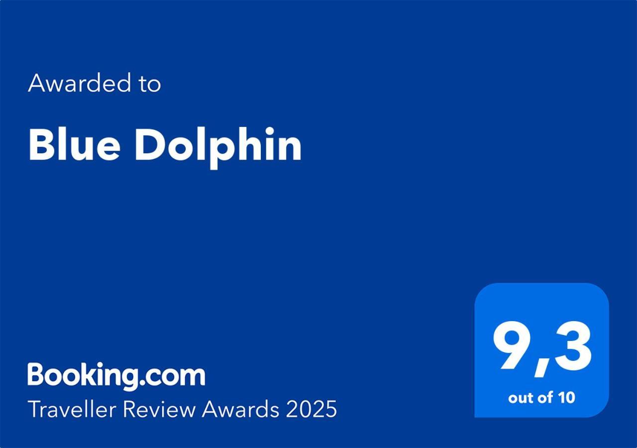 Blue Dolphin Hotell Batsíon Eksteriør bilde