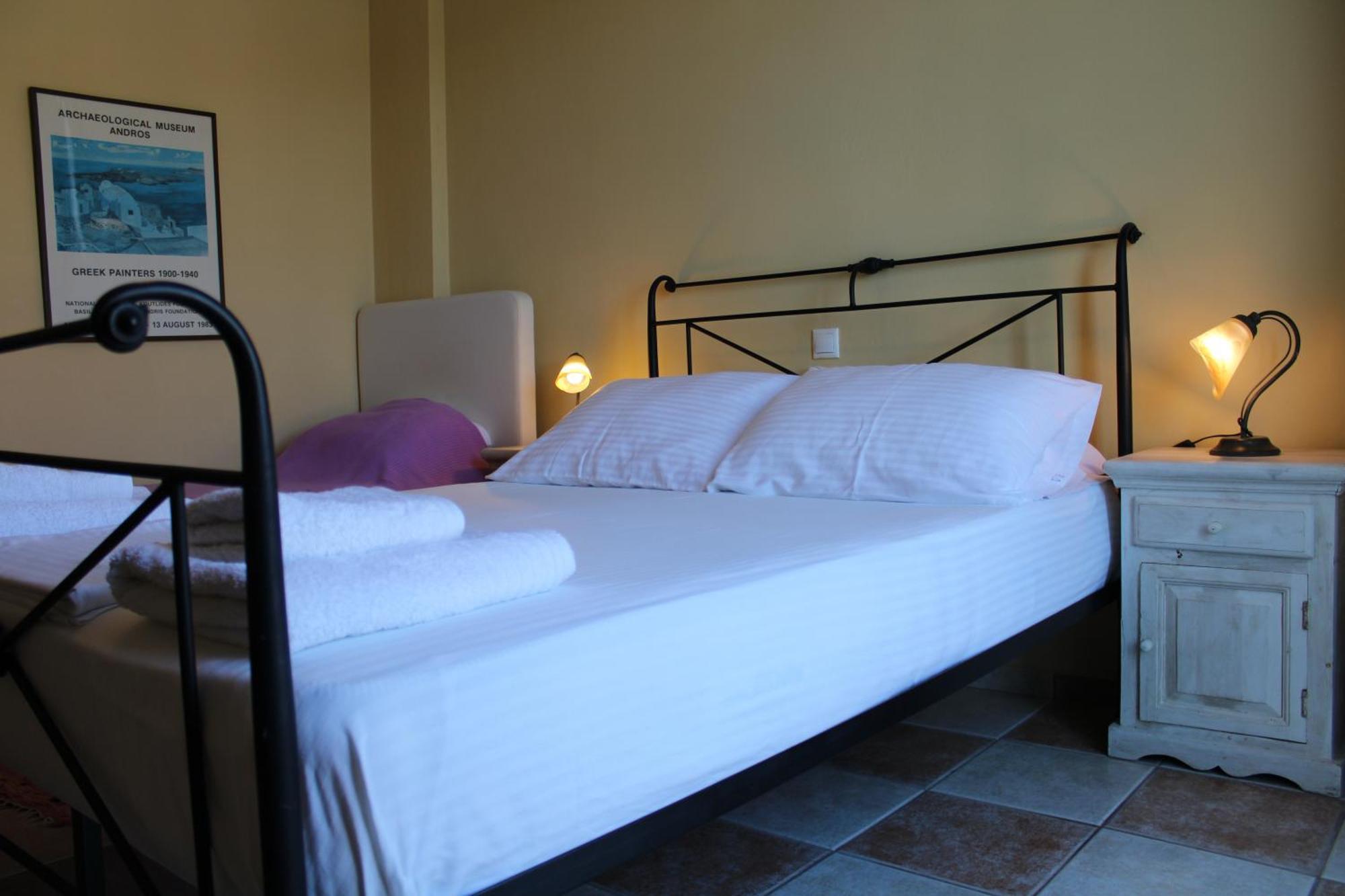 Blue Dolphin Hotell Batsíon Eksteriør bilde